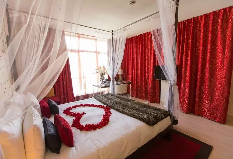 Mamaison All Suites Spa Hotel Pokrovka