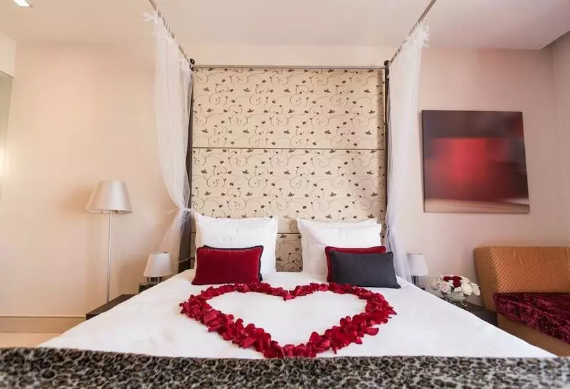 Mamaison All Suites Spa Hotel Pokrovka