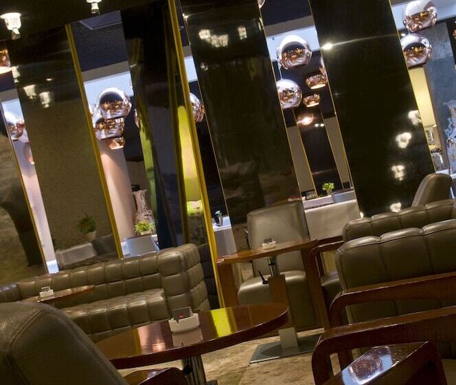 Mamaison All Suites Spa Hotel Pokrovka