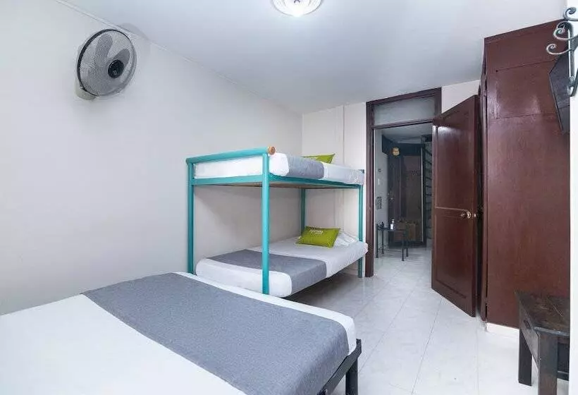 ホテル Ayenda Calypso 1142