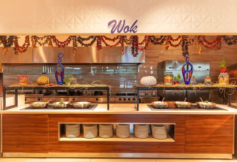 Crystal Centro Resort Ultimate All Inclusive