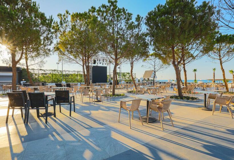 Crystal Centro Resort Ultimate All Inclusive