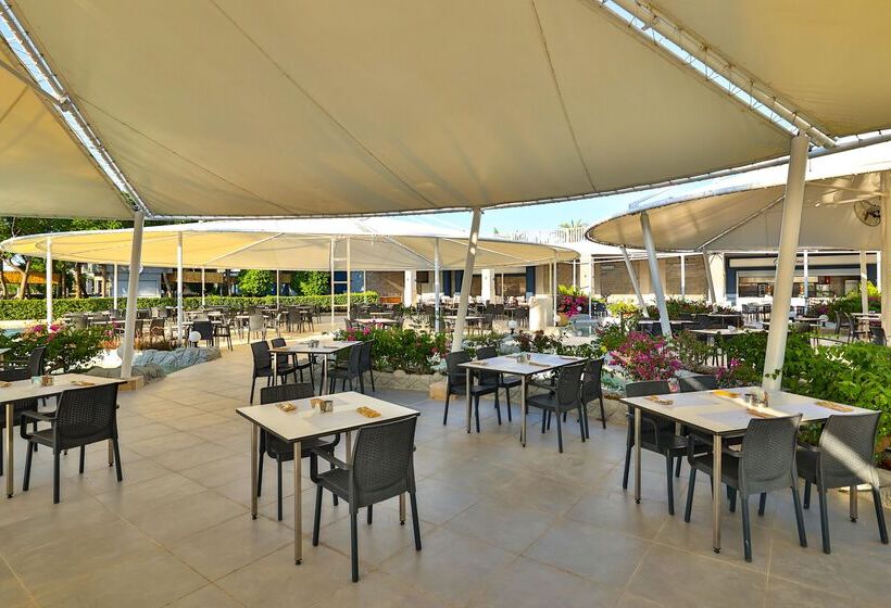 Crystal Centro Resort Ultimate All Inclusive