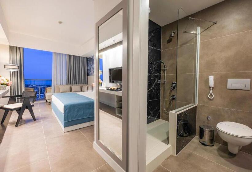 Crystal Centro Resort Ultimate All Inclusive