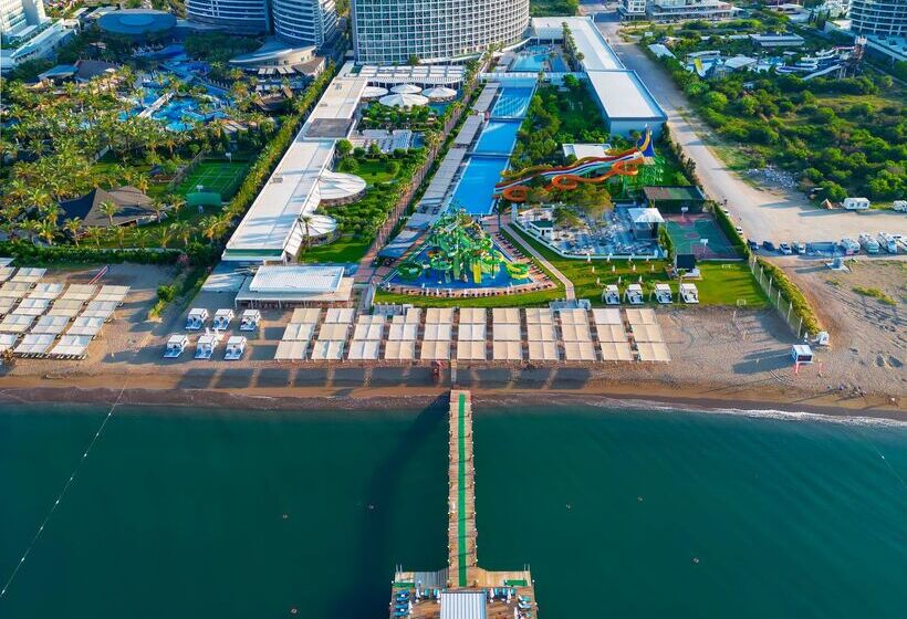 Crystal Centro Resort Ultimate All Inclusive