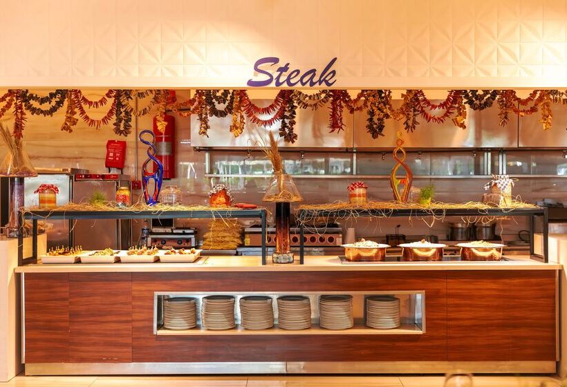 Crystal Centro Resort Ultimate All Inclusive