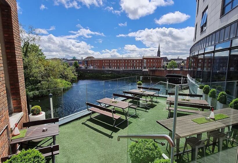 Absolute Hotel Limerick