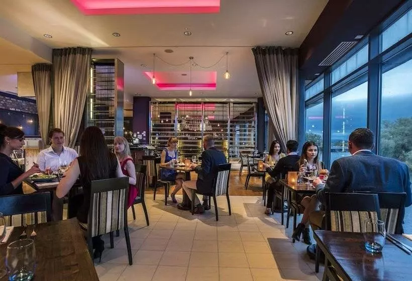 Absolute Hotel Limerick