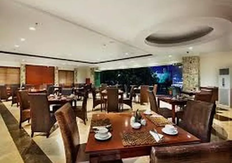 Отель Arion Suites