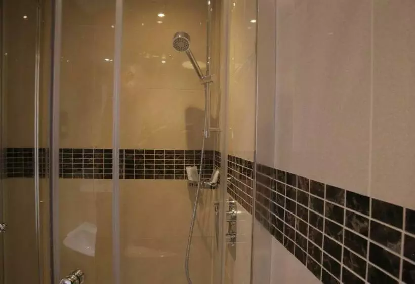 مبيت وإفطار Astors Belgravia