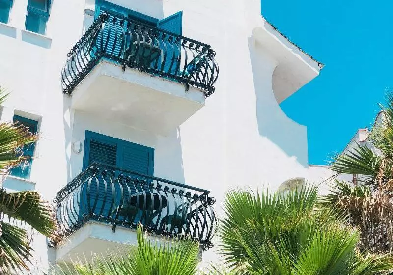 هتل Baia Degli Dei