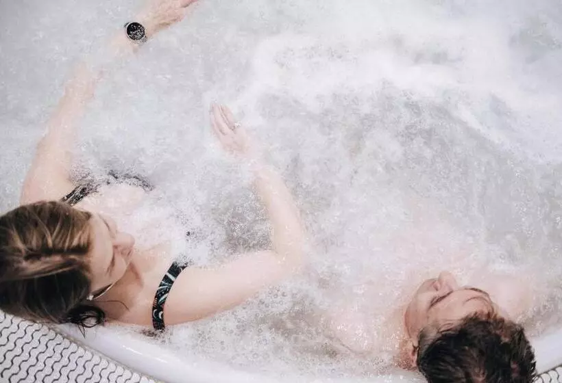 Clarion Hotel Gillet