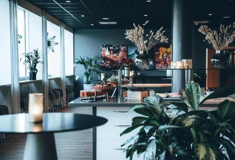 Clarion Hotel Gillet