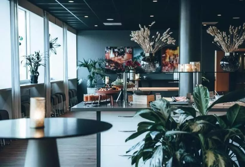 Clarion Hotel Gillet