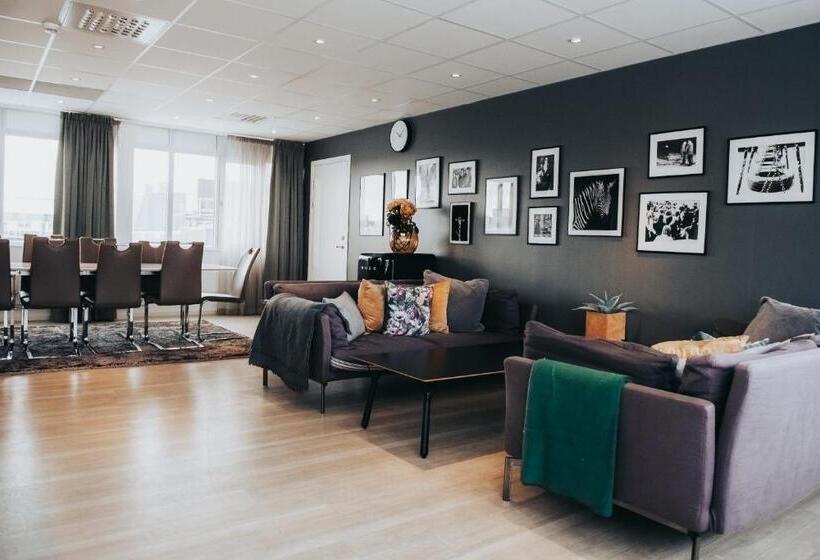 Clarion Hotel Gillet