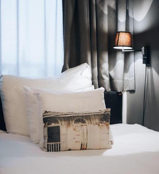 Clarion Hotel Gillet