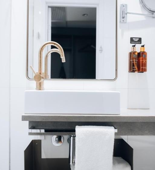 Clarion Hotel Gillet