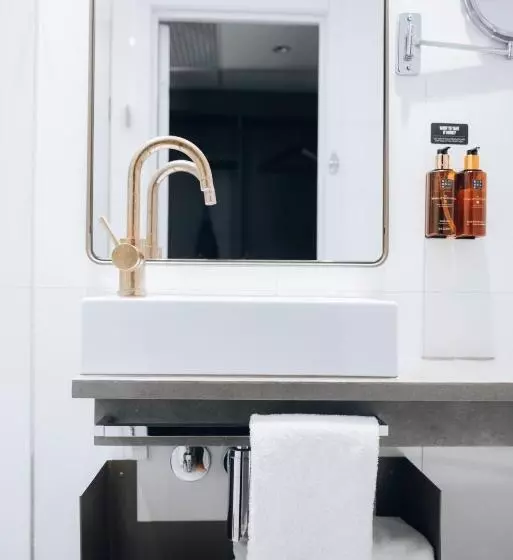 Clarion Hotel Gillet