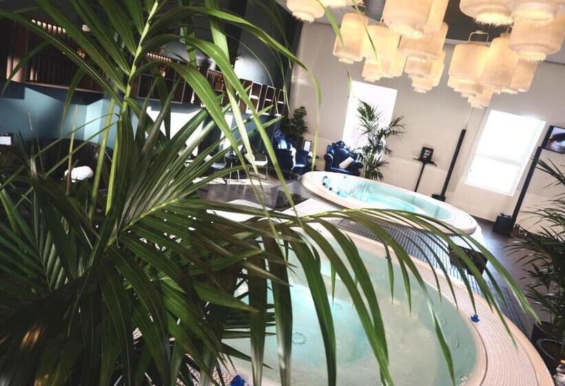 Clarion Hotel Gillet