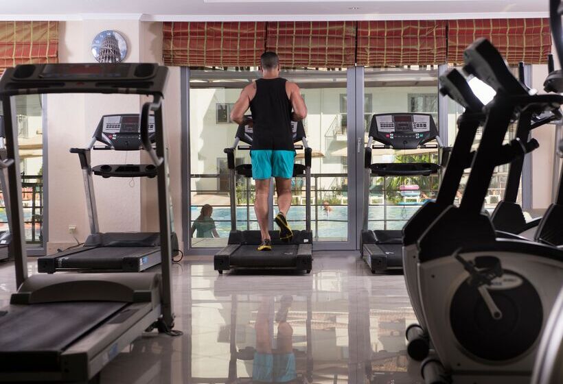 酒店 Club Nena  All Inclusive