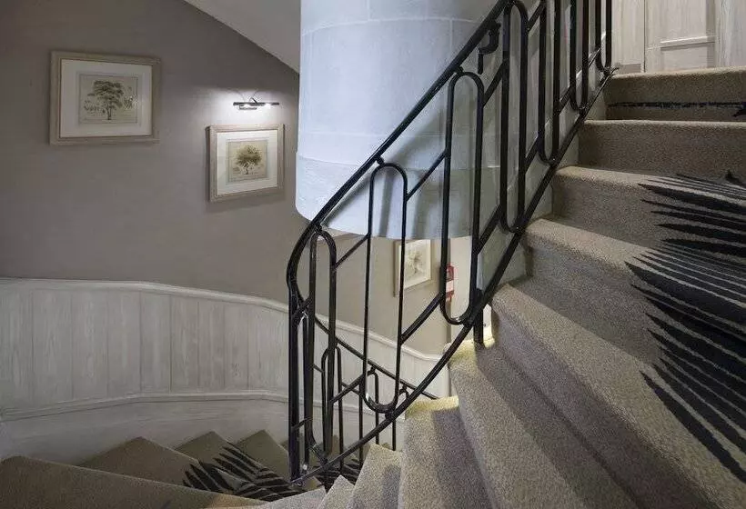 فندق Daumesnil Vincennes