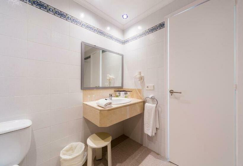 هتل Globales Cala'n Blanes