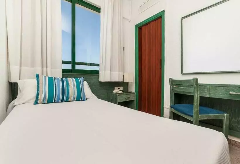 Hotelli Globales Cala'n Blanes