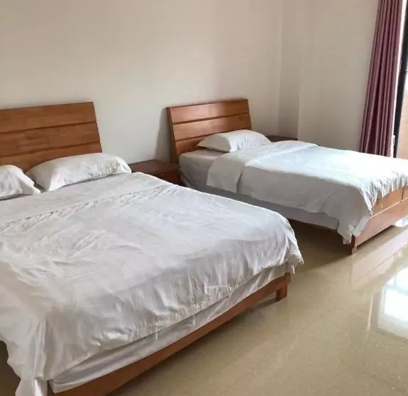 Отель Haikou Meilu  Meilan Airport Free Transfer