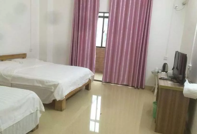 Отель Haikou Meilu  Meilan Airport Free Transfer