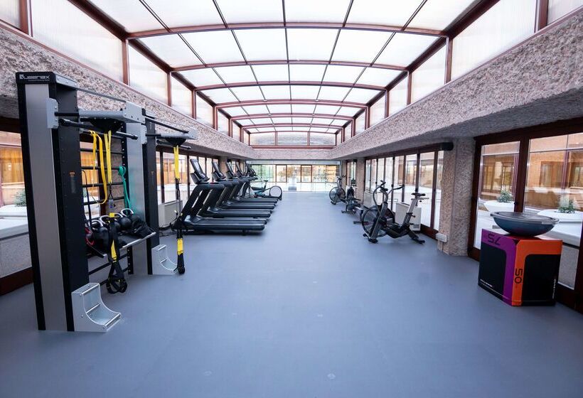 هتل Hilton Madrid Airport