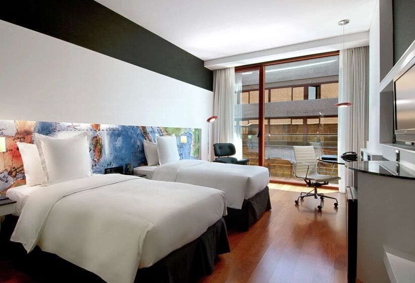 هتل Hilton Madrid Airport