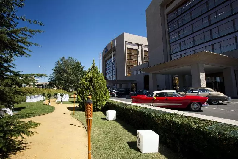 هتل Hilton Madrid Airport