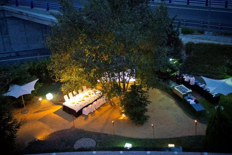 هتل Hilton Madrid Airport