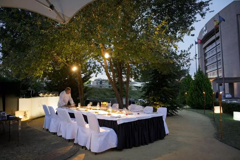 هتل Hilton Madrid Airport