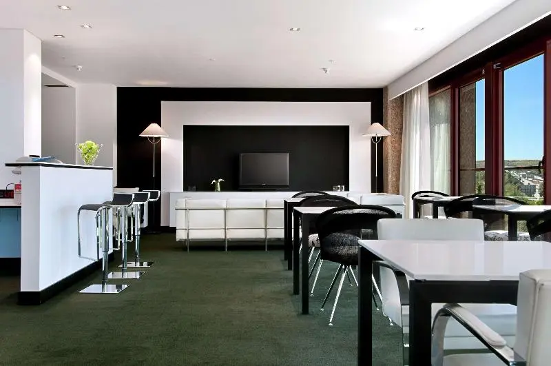 هتل Hilton Madrid Airport