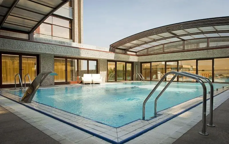 هتل Hilton Madrid Airport