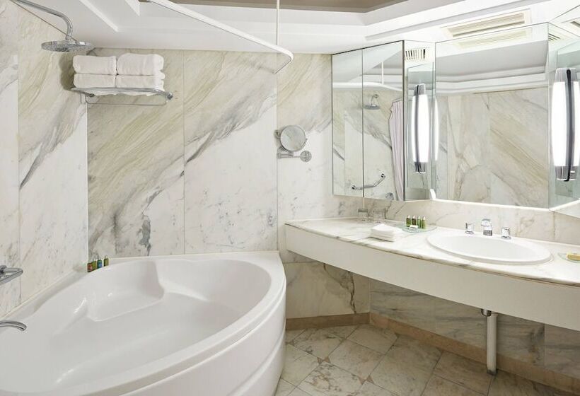 هتل Hurghada Marriott Beach Resort