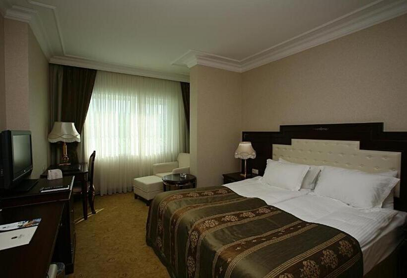 هتل Latanya Palm & Spa Airport Antalya