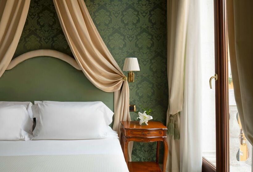 هتل Maison Venezia | Una Esperienze