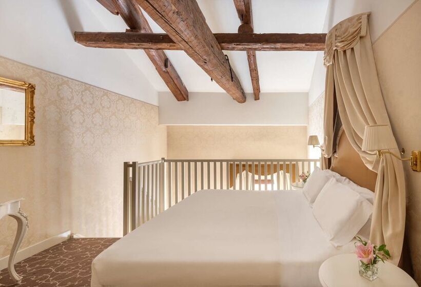 هتل Maison Venezia | Una Esperienze