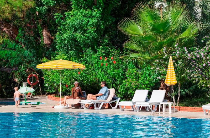 בית מלון כפרי Miarosa Incekum West Resort