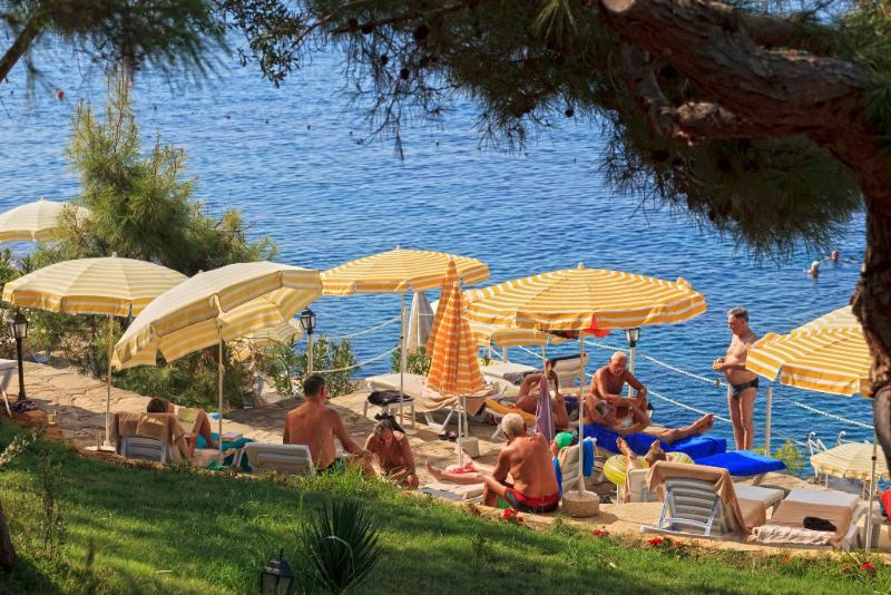 בית מלון כפרי Miarosa Incekum West Resort