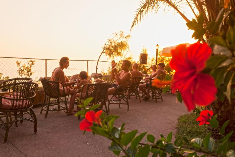 בית מלון כפרי Miarosa Incekum West Resort