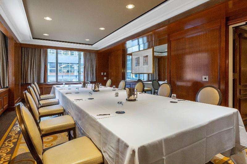 호텔 Omni Berkshire Place