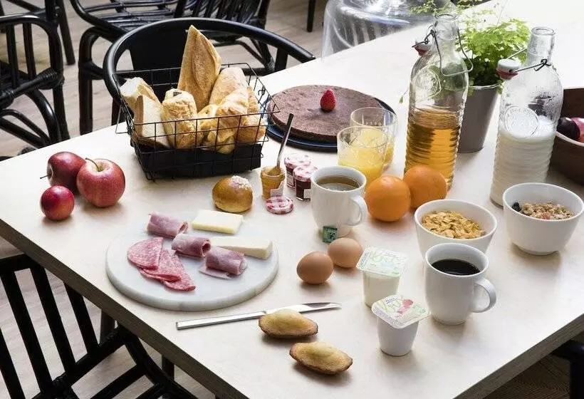 Hotel Paris La Fayette