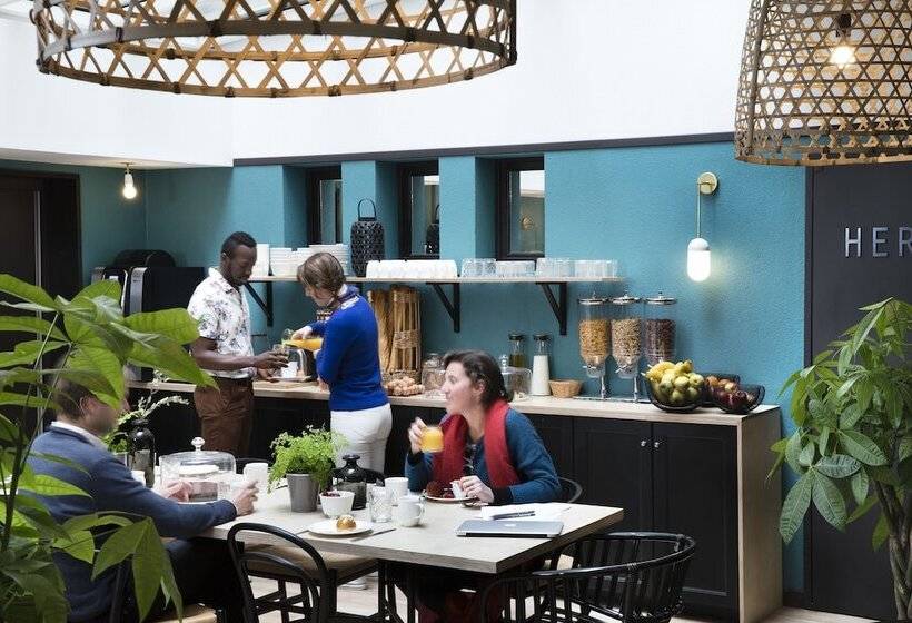 ホテル Paris La Fayette