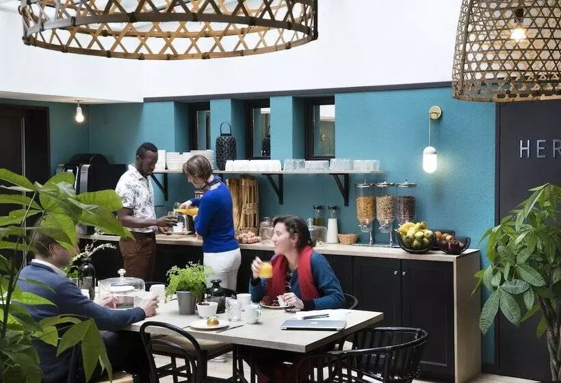 Hotel Paris La Fayette