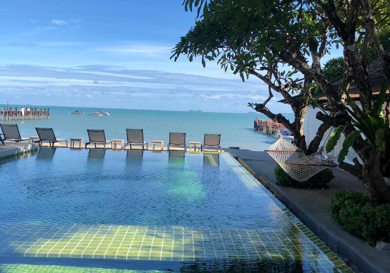 هتل Punnpreeda Beach Resort Sha Plus Certified