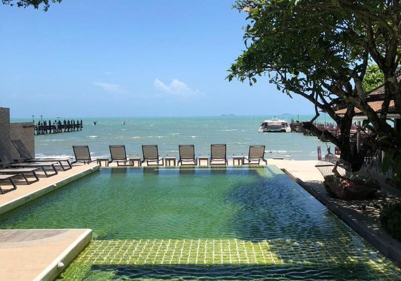 هتل Punnpreeda Beach Resort Sha Plus Certified