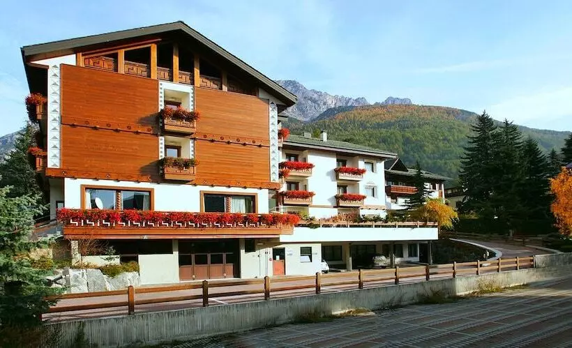 Отель Santanton